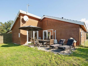 6 person holiday home in Asn s, Asnæs